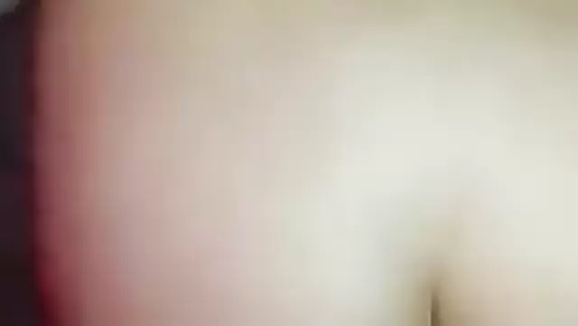 Özbek güzeli amına sertçe geçiriyorlar.
